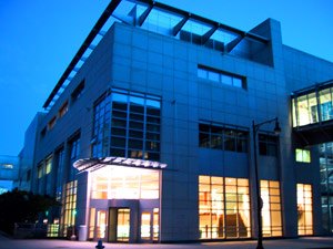 MIT Tang Center. Photo by Jackson Frakes CC Attribution-ShareAlike 3.0 License